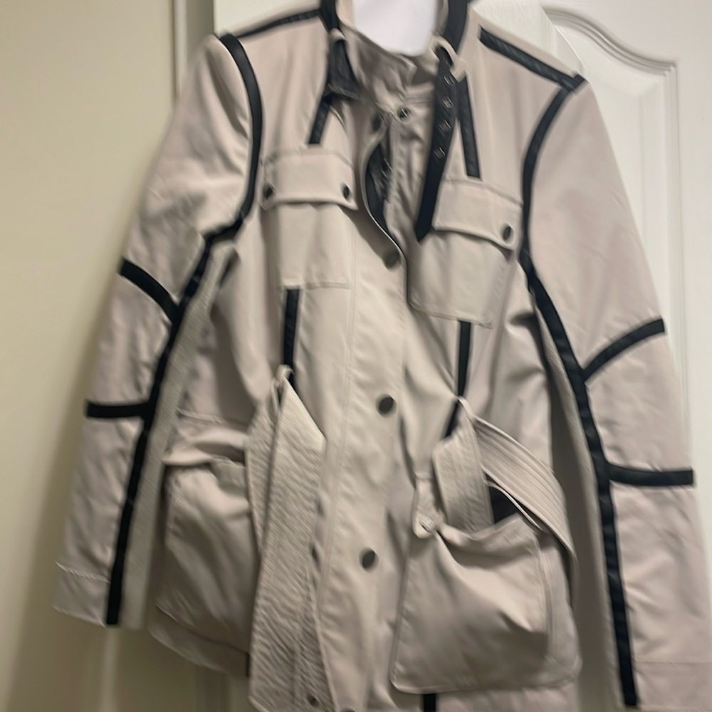 Nylon waist length jacket